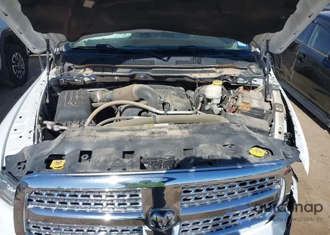 2017 Ram 1500 Laramie 4X4 5'7 Box from USA, damaged, VIN 1C6RR7NT7HS539053